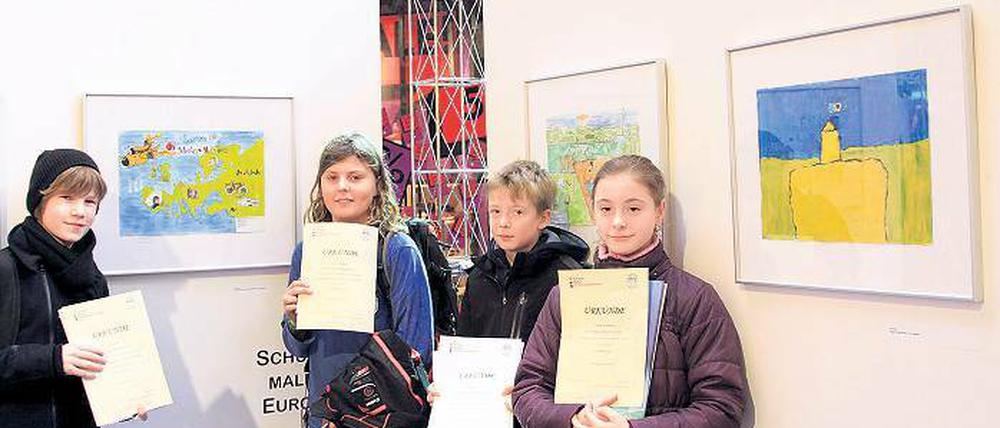 Erhielten Preise: Noah Schönfelder, Leopold Senst, Tatjana Gandrabur.