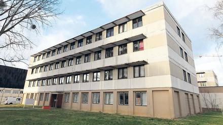 Nicht schön, aber bewohnbar. Der Wohnheimblock 21 in Golm.