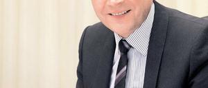 Zufrieden. Nach Vertragsänderung ist Oliver Günther nun Uni-Präsident.