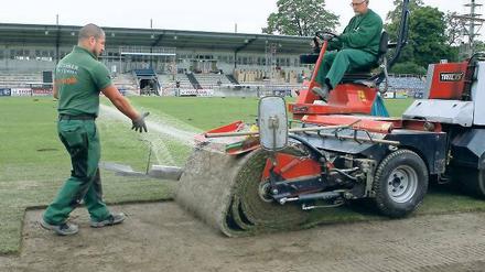 Neuer Rasen. Auch das „Karli“ wurde mit Bundesmitteln saniert.