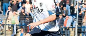 Dominik Stroh-Engel (26) beim Torjubel. Der Mittelfeld-Regisseur kickt seit 2010 für den Fußball-Drittligisten SV Babelsberg 03 – seit Mitte September mit der Kapitänsbinde.
