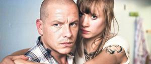 Braune Liebe. Alina Levshin und Gerdy Zint als Skin-Paar in „Kriegerin“.