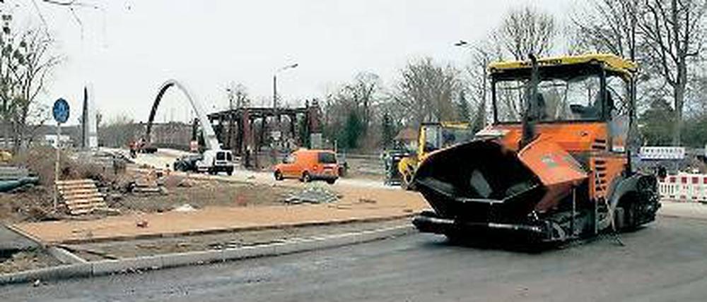 Fertig. Ab 21. Dezember kann die neue Nedlitzer Brücke befahren werden.