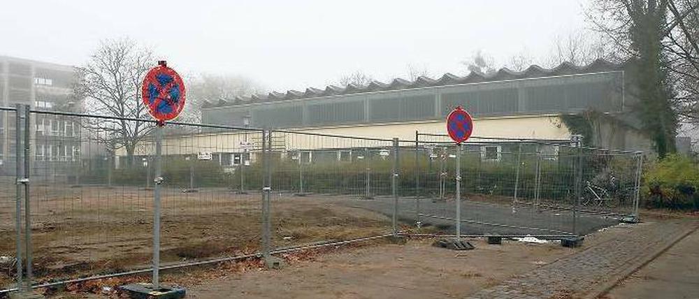 Vor dem Abriss. Die Turnhalle an der Babelsberger Marienschule.