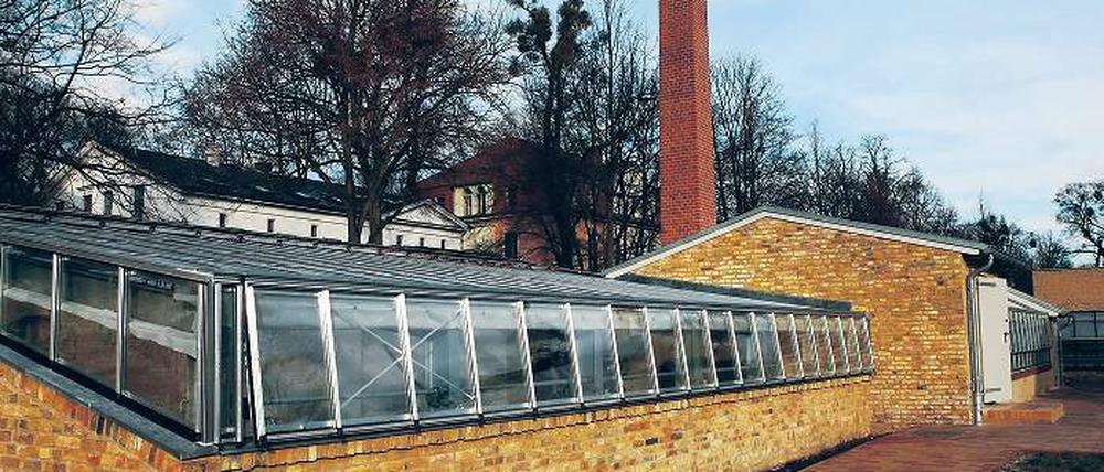 Altes wieder wie neu. Für 528 000 Euro aus dem Konjunkturpaket der Bundesregierung wurde das Rosenhaus im Neuen Garten äußerlich wiederhergestellt.