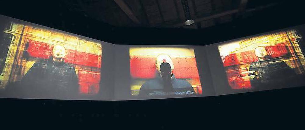 Rundumblick. Paul Yederbeck ist in der Schinkelhalle allgegenwärtig. Doch wer ist der geheimnisvolle Künstler?