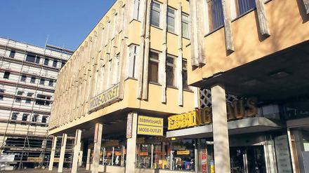 Vor dem Aus: Das Modegeschäft „Ebbinghaus“ an der Fachhochschule.