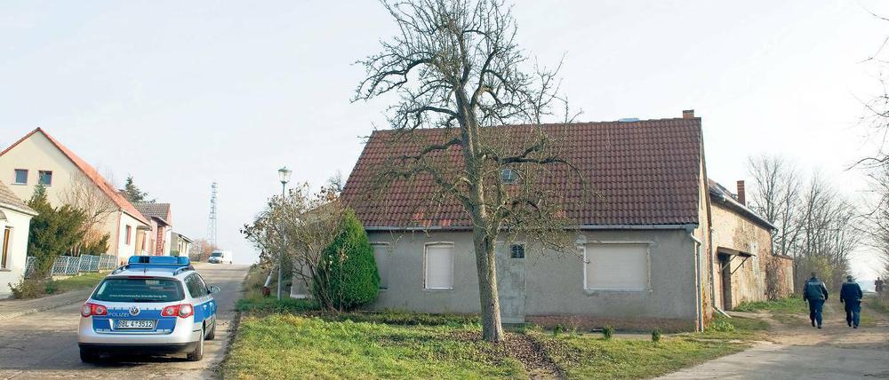 Das Gehöft, in dem André E. gestern festgenommen wurde. Vor einigen Jahren soll es hier Treffen von Neonazis gegeben haben.