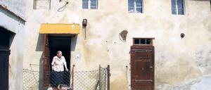 Altersspuren. Edwarda Zukowska in ihrem Haus in Platerówa, das einst Niederlinde hieß und von Deutschen bewohnt war.