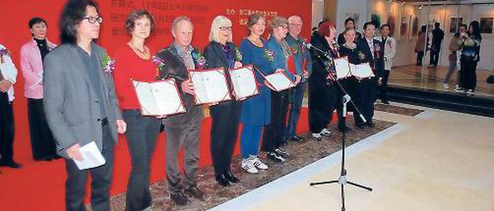 Gastprofessoren: Für Vorträge an der Universität Hangzhou geehrt.