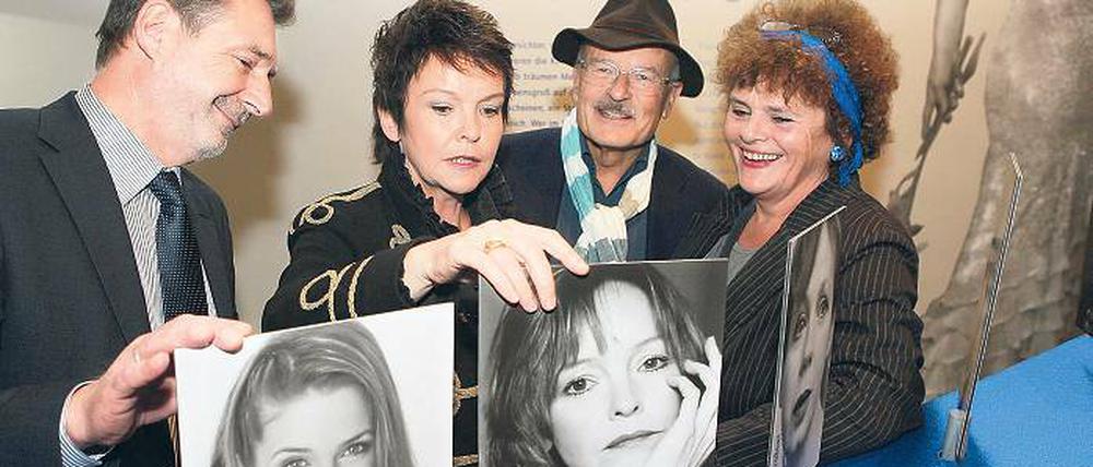 Traumfabrik im Museum. Museumschefin Bärbel Dalichow (r.) mit Jann Jakobs (l.), Katrin Sass und Volker Schlöndorff.