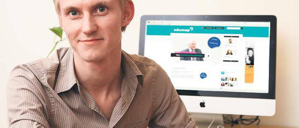 Ideen im Kopf. Der Politologe Hendrik Schäfer im Babelsberger Edumap-Büro.