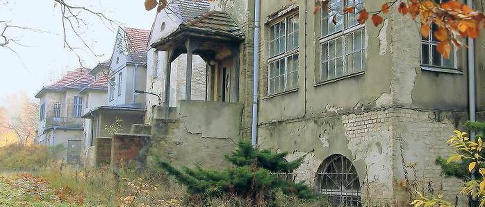 Dem Verfall überlassen? Die frühere Hautklinik bei Kienwerder.