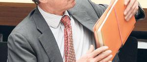 Letzte Dienstvorgänge. Ehrhart Körting (SPD) wird dem neuen Senat nicht mehr angehören.
