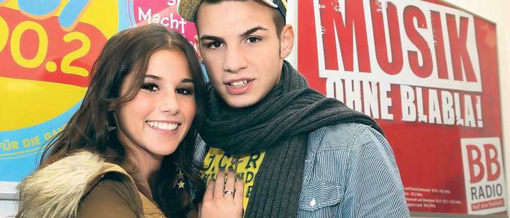 Routiniertes Lächeln. DSDS-Finalistin Sarah Engels und DSDS-Gewinner Pietro Lombardi erzählten von den Vorbereitungen auf ihre gemeinsame Tournee.
