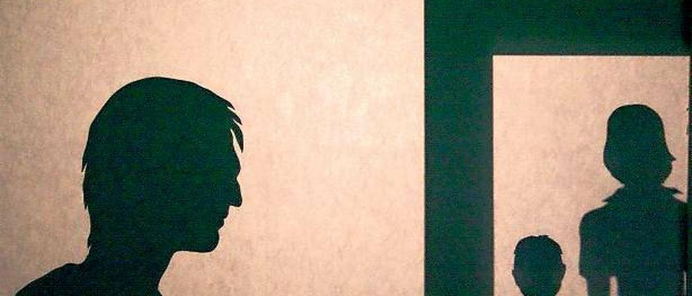 Soll das Unaussprechliche formulieren helfen: Schattentheater-Stück „Gib nicht auf“ des Stibb e.V.