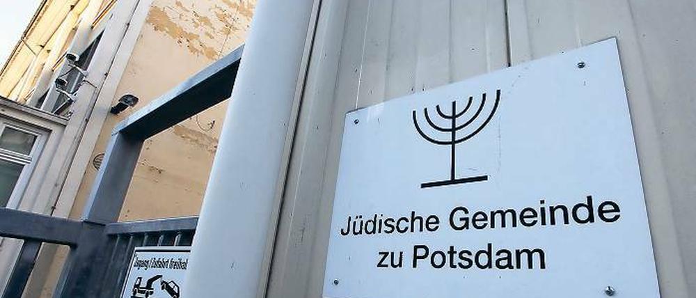 Dauerlösung oder Interimsdomizil? Die Jüdische Gemeinde sitzt seit dem Abriss des früheren DDR-Meliorationskombinats in der alten Feuerwache – bis der Neubau steht.