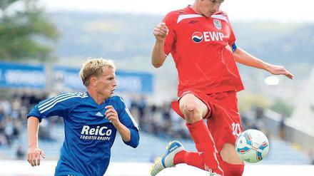 Sieht den SVB im Soll. Dominik Stroh-Engel – hier im Spiel in Jena – will mit Babelsberg 03 morgen daheim gegen Werder Bremen II drei weitere Punkte holen.