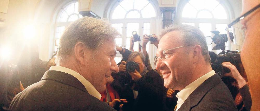 Partnerlook. Wowereit und Henkel.