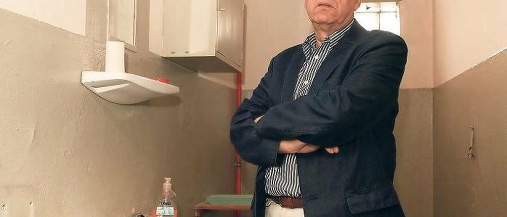 Erlebtes Unrecht: Dieter Drewitz saß über Monate in einer Zelle im früheren Stasi-Gefängnis in der jetzigen Lindenstraße.