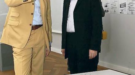 Mauerperspektiven: Mathias Döpfner (l.) und Thierry Noir.