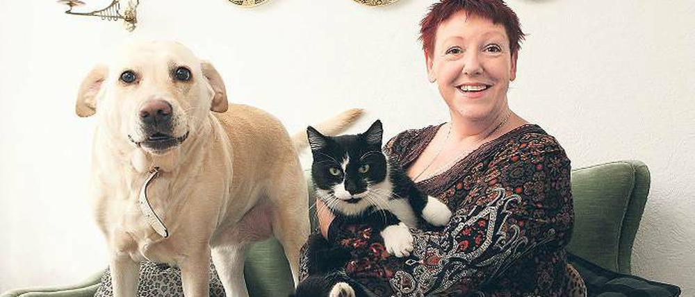 Im Kreise der Lieben. Andrea Meissner nebst tierischer Begleitung.