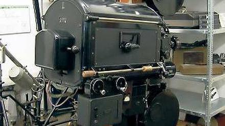 Projektor aus dem Filmmuseums-Archiv, der bei „Inglourious Basterds“ 2009 verwendet wurde.