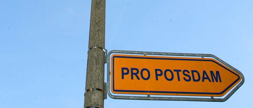 Ein Grundstücksgeschäft der ehemaligen Gewoba, heute zur Pro Potsdam gehörend, mit der Wohnungsbaugesellschaft Th. Semmelhaack aus dem Jahr 2000 gerät ins Visier. Damals wechselten rund 1000 Wohnungen den Besitzer.
