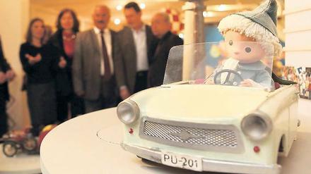 Sandmann auf Reisen. Die Filmmuseum-Ausstellung zum Sandmann wird gut zwei Jahre nach Eröffnung tatsächlich auf Reisen gehen: Ab April 2012 ist sie in Hannover zu sehen. Über ein Gastspiel im finnischen Tampere wird derzeit noch verhandelt.