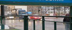 Am U-Bahnhof Kaiserdamm ist ein Mann auf der Flucht vor seinen Angreifern ums Leben gekommen.