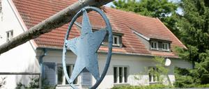 Unter keinem guten Stern. Der Verkauf des Kasernengeländes in Potsdam-Krampnitz wird immer mehr zu einem Skandal und wohl auch zu einem Wirtschafts- und Politikkrimi.