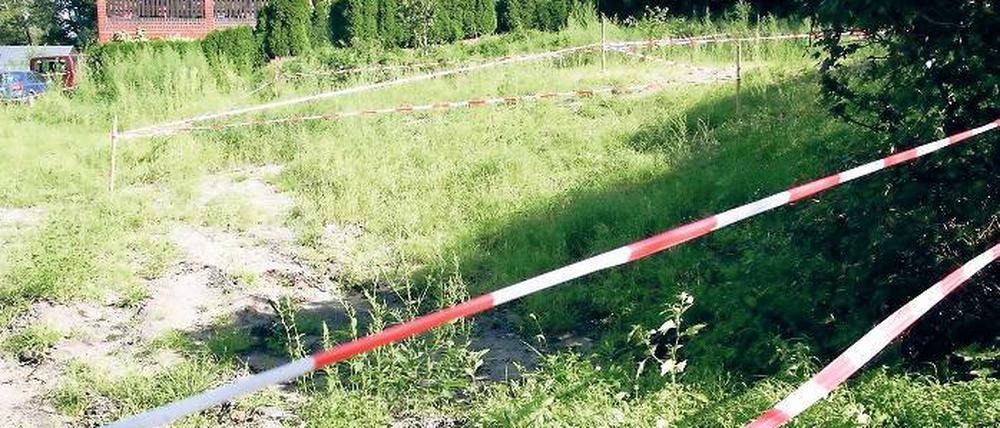 Wildwest am Bertiniweg: Während die Erbauer von Eigenheimen noch um ihr Vorkaufsrecht kämpfen, werden bereits Nachbarflächen zum Verkauf angeboten, für bis zu 450 Euro pro Quadratmeter.