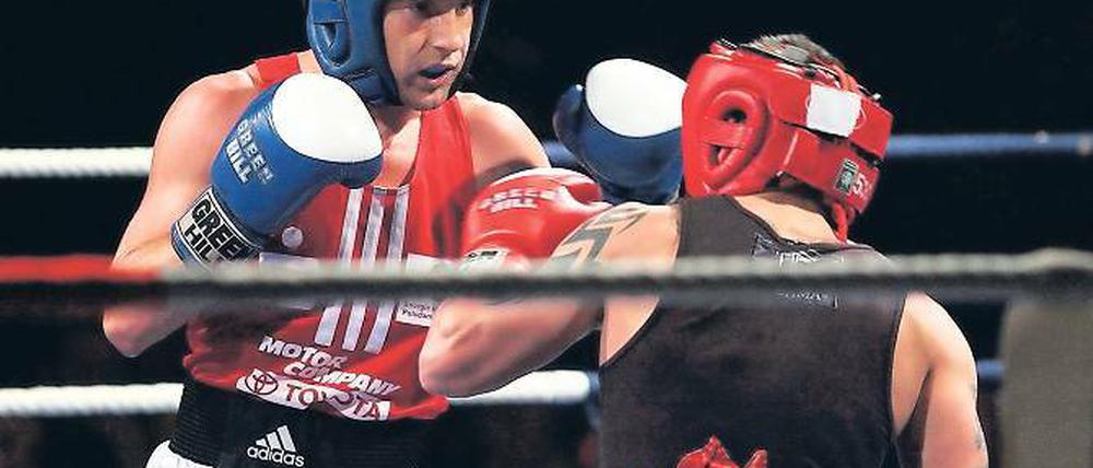 Wieder dabei. Marcel Schneider (links) will wieder im Bantamgewicht für Motor Babelsberg in der Bundesliga antreten. Außerdem könnte der 25-Jährige in der Weltliga in den Ring steigen.