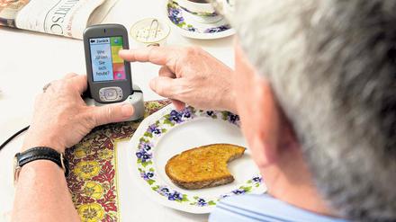 Virtueller Arzt. Gefährdete Herzpatienten senden Vital-Daten künftig über Mobilfunk an den Arzt.