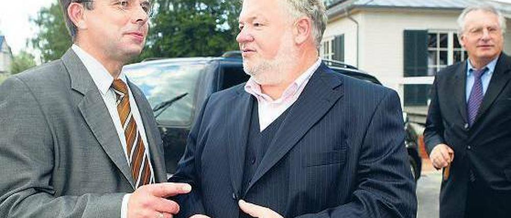 In alle Lager vernetzt: Hilpert - hier auf einem Archivbild - mit dem früheren brandenburgischen Wirtschaftsminister Ulrich Junghanns (CDU).