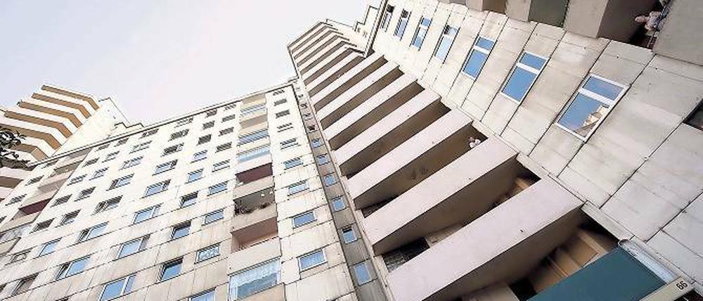 Tod im achten Stock. Im Senftenberger Ring wurde Andrea H. erschossen.