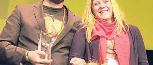 So sehen Sieger aus. Josephine Frydetzki und David F. Wnendt.