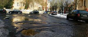 Kaputt. Die Mangerstraße soll saniert werden aber wie?