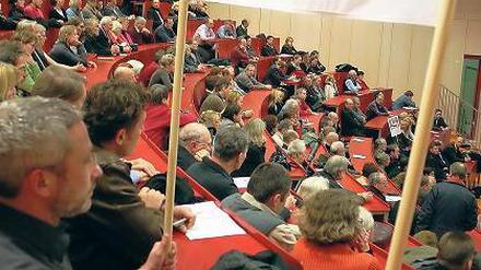 Bürgerprotest: Gestern Abend im Hörsaal der Potsdamer Fachhochschule.