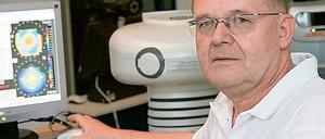 Lasern für den Durchblick. Rund 100 Leistungssportler hat Volker Rasch schon erfolgreich operiert  auch aus dem Bereich des Behindertensports. Seine Augenklinik hat der gebürtige Thüringer 1994 gegründet.