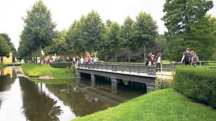 Restauriert. Die Sanierung der Tritonenbrücke hat 630 000 Euro gekostet.
