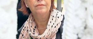 Gedenken. Karin Gueffroy am Mauerdenkmal am Griebnitzsee.