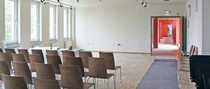 Ruhe im Saal. Die neue Zweigstelle der Musikschule auf dem Campus Am Stern hat einen eigenen Raum für Kammermusikkonzerte. Dort sollen auch Schüler vorspielen. Die Gebäudehälfte neben der Pappelhain-Grundschule ist saniert, ab Montag wird musiziert.