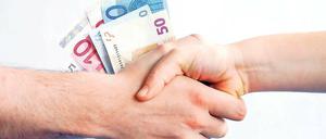 Kleine Gefälligkeit. In Brandenburg gibt es nicht unbedingt mehr Korruption. Die Ermittlungsbehörden decken einfach nur mehr Fälle auf, die bislang nur im Verborgenen lagen.