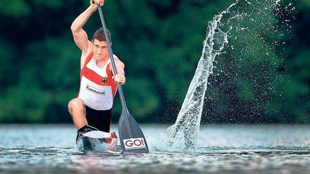 Solo auf Medaillenjagd. Sebastian Brendel vom KC Potsdam will bei den WM in Szeged im Einer-Canadier über 200 und 1000 Meter die Olympia-Quotenplätze für Deutschland sichern – und aufs Treppchen.