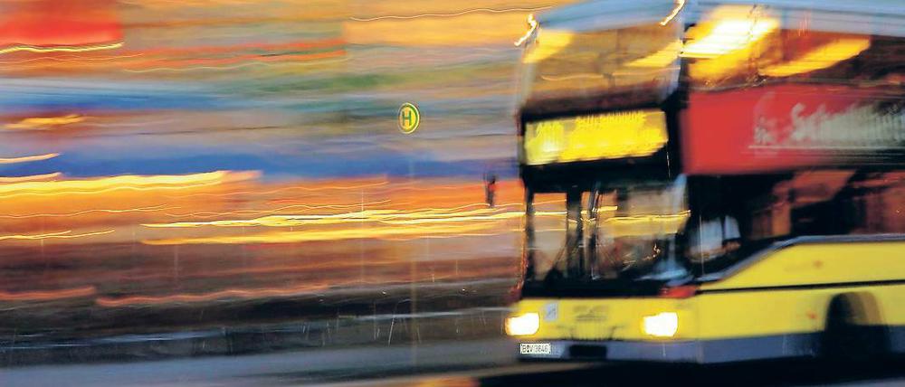 Geschwind. So flott voran wie hier geht es für die Busse der BVG auf vielen Berliner Straßen nicht mehr.