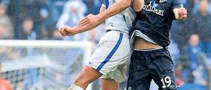 Neu, aber schon ein Aktivposten. Benjamin Kauffmann (rechts), hier im DFB-Pokal-Duell am Samstag mit Duisburgs Jiayi Shao, sorgt als Flügelflitzer bereits für wichtige Akzente im Babelsberger Spiel und will mit Nulldrei heute daheim gegen Erfurt punkten.