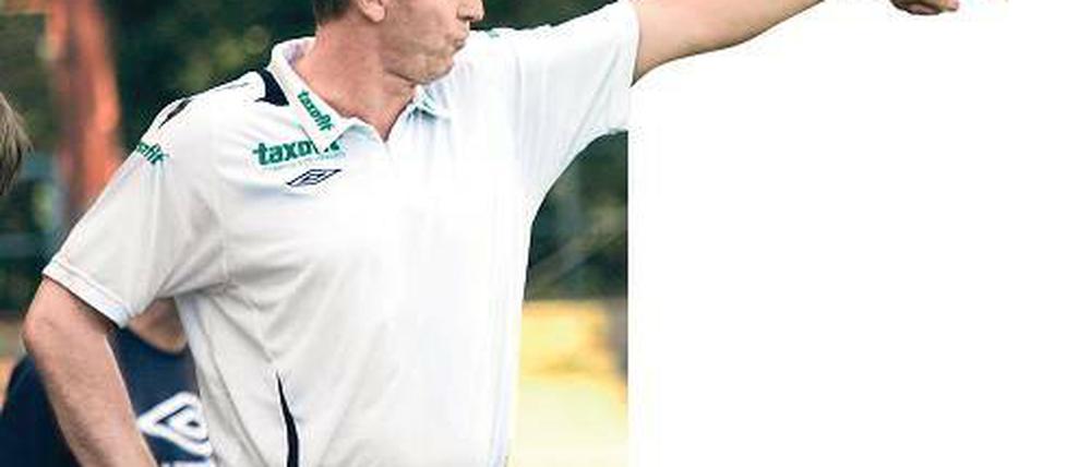 Verdruss und Siegeswillen. Dietmar Demuth will Duisburg schlagen.