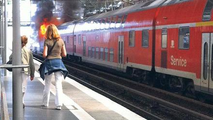 Verkehrschaos. Eine brennende Lok legte den Ostbahnhof lahm.