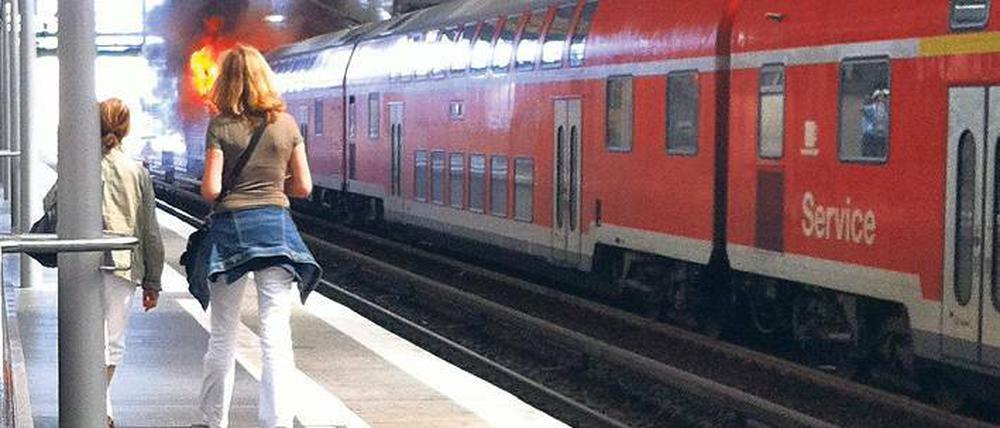 Verkehrschaos. Eine brennende Lok legte den Ostbahnhof lahm.